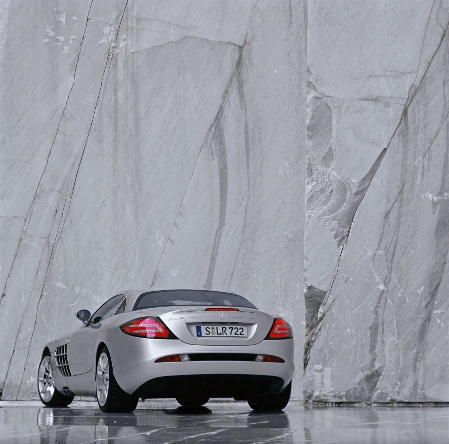  Mercedes-Benz SLR McLaren 2003 года  (фото 266 из 319)